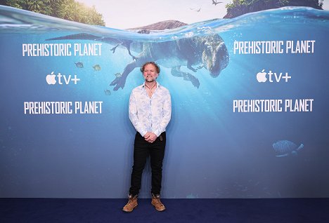 London Premiere of "Prehistoric Planet" at BFI IMAX Waterloo on May 18, 2022 in London, England - Tim Walker - Prehistoryczna planeta - Z imprez