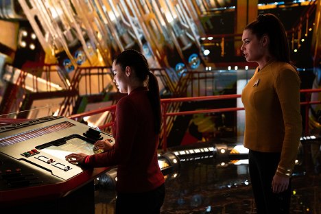Christina Chong, Rebecca Romijn - Star Trek: Strange New Worlds - Geister von Illyria - Filmfotos