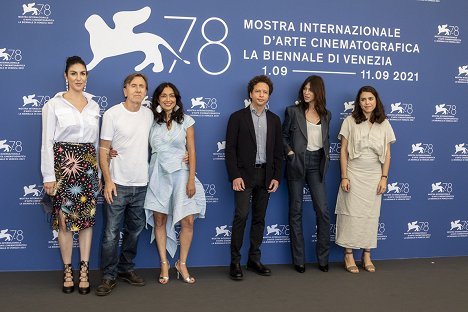 Venice Photocall - Tim Roth, Iazua Larios, Michel Franco, Charlotte Gainsbourg - Sundown - Geheimnisse In Acapulco - Veranstaltungen