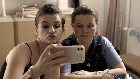 Patrycja Ziniewicz, Jowita Budnik - Po miłość - Z filmu