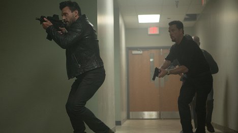 Frank Grillo, Kevin Dillon - A Day to Die - Filmfotos