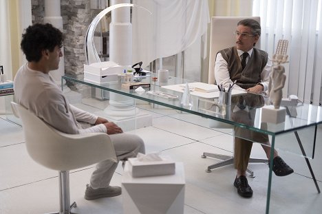 Oscar Isaac, Ethan Hawke - Moon Knight - Asylum - Filmfotók