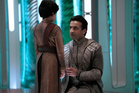 Huse Madhavji - Star Trek: Nieznane nowe światy - Wynieś nas tam, gdzie nie dosięgnie nas cierpienie - Z filmu