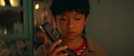 Andrea Zhang - Occhiali neri - Filmfotók