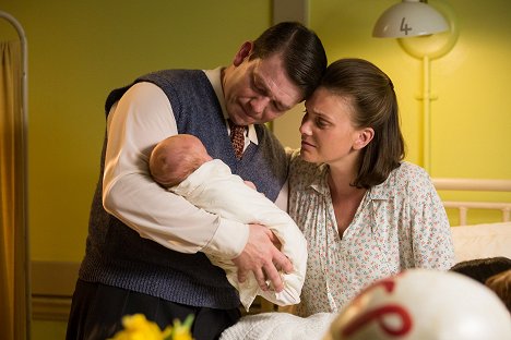 Chris Reilly, Liz White - Call the Midwife - Episode 1 - Photos