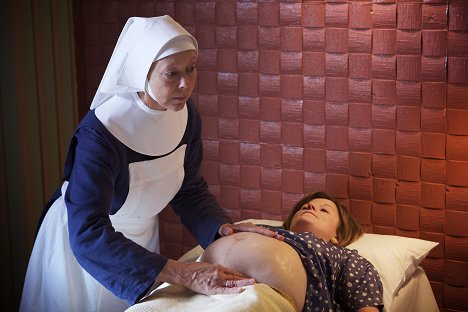 Jenny Agutter - Call the Midwife - Ruf des Lebens - Fromme Lügen - Filmfotos