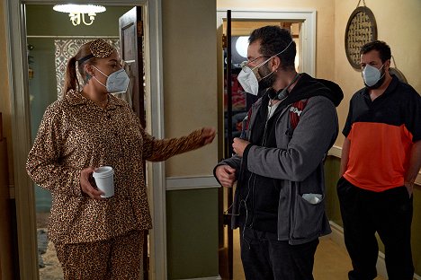 Queen Latifah, Adam Sandler - Hustle - Van de set