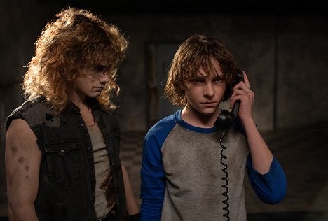 Brady Hepner, Mason Thames - Black Phone - De la película