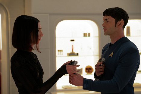 Jesse James Keitel, Ethan Peck - Star Trek: Podivné nové světy - Zpěv Sirén - Z filmu