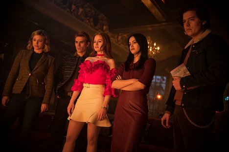 Lili Reinhart, K.J. Apa, Madelaine Petsch, Camila Mendes, Cole Sprouse - Riverdale - Chapter One Hundred and Eight: Ex-Libris - Photos