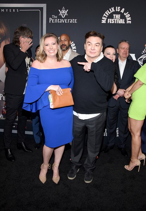 Pentaverate Premiere + After Party at The Hollywood Roosevelt on May 04, 2022 in Los Angeles, California - Mike Myers, Keegan-Michael Key, Debi Mazar, Richard McCabe - A pentavirátus - Rendezvények