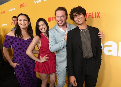 Netflix Senior Year Special Screening and Reception at The London West Hollywood at Beverly Hills on May 10, 2022 in West Hollywood, California - Zoë Chao, Jade Bender, Brandon Scott Jones, Michael Cimino - Senior Year - Events