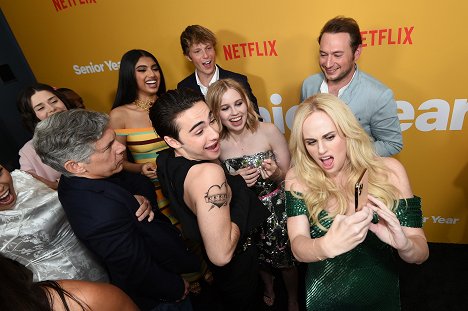 Netflix Senior Year Special Screening and Reception at The London West Hollywood at Beverly Hills on May 10, 2022 in West Hollywood, California - Chris Parnell, Avantika, Joshua Colley, Tyler Barnhardt, Angourie Rice, Rebel Wilson, Brandon Scott Jones - Senior Year - Eventos