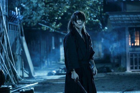 Takeru Sató - Potulný samuraj Kenšin: Počátek - Z filmu