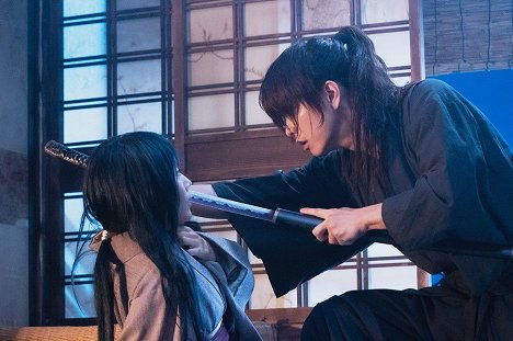 Kasumi Arimura, Takeru Sató - Potulný samuraj Kenšin: Počátek - Z filmu