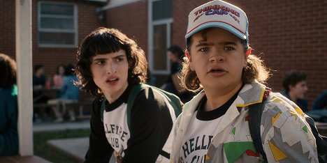 Finn Wolfhard, Gaten Matarazzo - Stranger Things - Rozdział pierwszy: Klub Ognia Piekielnego - Z filmu