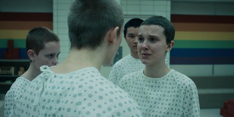Morgan Gao, Millie Bobby Brown - Stranger Things - Chapter Six: The Dive - Photos