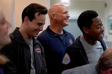 Alberto Rosende, Randy Flagler, Daniel Kyri - Chicago Fire - Two Hundred - Photos