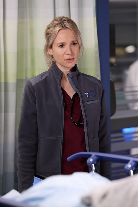 Kristen Hager - Nemocnice Chicago Med - The Things We Thought We Left Behind - Z filmu