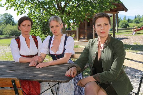 Bettina Redlich, Claudia Hinterecker, Susanne Berckhemer - Die Rosenheim-Cops - Ein unverhofftes Wiedersehen - Kuvat elokuvasta