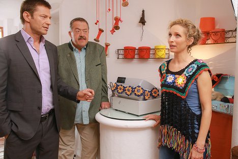 Igor Jeftić, Joseph Hannesschläger, Sara Sommerfeldt
