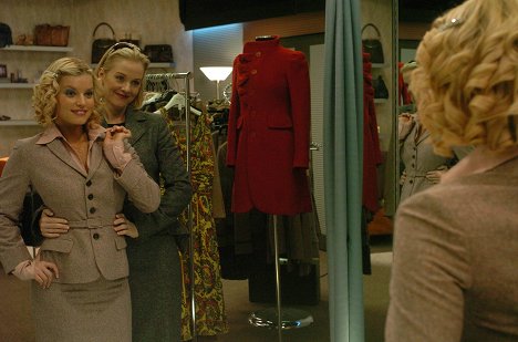Jessica Simpson, Penelope Ann Miller - Ambiciózna blondínka - Z filmu
