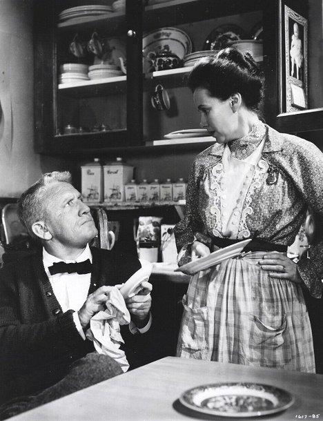 Spencer Tracy, Teresa Wright - Skådespelerskan - Kuvat elokuvasta