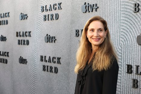 Apple’s “Black Bird” premiere screening at the The Regency Bruin Westwood Village Theatre on June 29, 2022 - Alexandra Milchan - Volavka - Z akcií