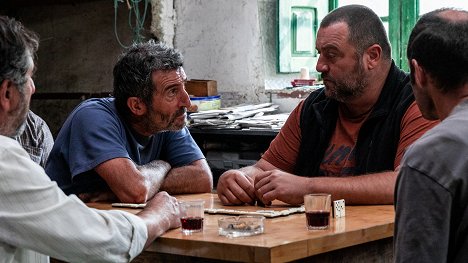 Luis Zahera, Denis Ménochet - As bestas - Film
