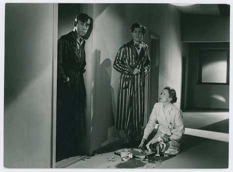 Holger Löwenadler, Karl-Arne Holmsten, Margareta Fahlén - Kvinna i vitt - Van film