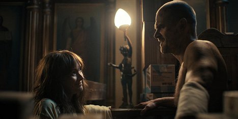 Winona Ryder, David Harbour - Stranger Things - Chapitre neuf : L'infiltration - Film