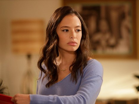 Chloe Bridges - Maggie - You Are a Skilled Mentor by Nature - Do filme