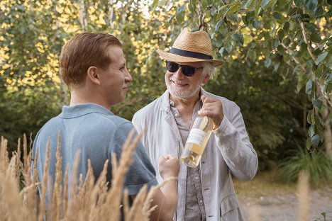 Maciej Musiałowski, Andrzej Seweryn - Każdy wie lepiej - Photos