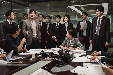 Kang-ho Song, Do-youn Jeon - Declaración de emergencia - De la película