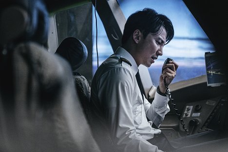 Nam-gil Kim - Emergency Declaration - Der Todesflug - Filmfotos
