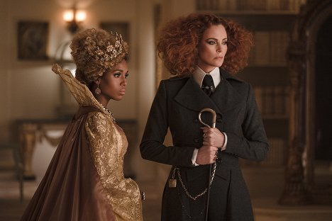 Kerry Washington, Charlize Theron - The School for Good and Evil - Photos