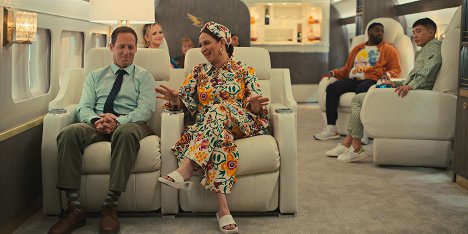 Nat Faxon, Maya Rudolph, Ron Funches, Joel Kim Booster - Loot - Bienvenidos a Miami - Film