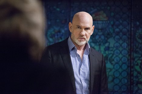 Mitch Pileggi - Dallas - Trust Me - Z filmu