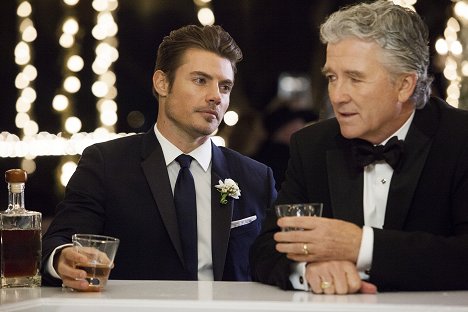 Josh Henderson, Patrick Duffy - Dallas - Piszkos alku - Filmfotók