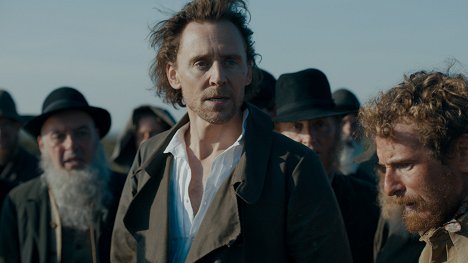 Tom Hiddleston - Nestvůra z Essexu - Všechno je modré - Z filmu