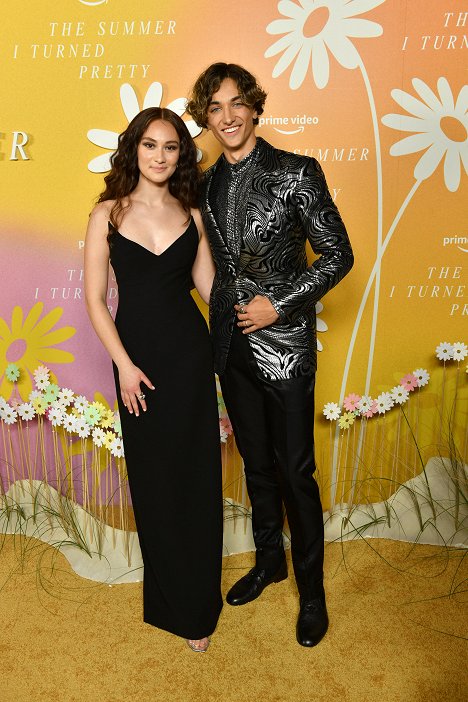 New York City premiere of the Prime Video series "The Summer I Turned Pretty" on June 14, 2022 in New York City - Lola Tung, Gavin Casalegno - The Summer I Turned Pretty - Season 1 - Événements