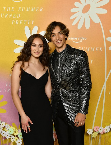 New York City premiere of the Prime Video series "The Summer I Turned Pretty" on June 14, 2022 in New York City - Lola Tung, Gavin Casalegno - The Summer I Turned Pretty - Season 1 - Events