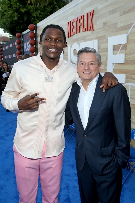 Netflix World Premiere of "Hustle" at Baltaire on June 01, 2022 in Los Angeles, California - Anthony Edwards, Ted Sarandos - Hustle: O Grande Salto - De eventos
