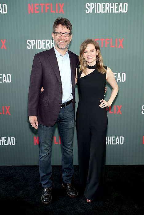 Netflix Spiderhead NY Special Screening on June 15, 2022 in New York City - Rhett Reese, Chelsey Crisp - Pajęcza Głowa - Z imprez