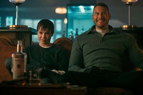 Elliot Page, Tom Hopper - The Umbrella Academy - Una boda en el fin del mundo - De la película