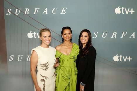 Global series premiere screening of the Apple TV+ psychological thriller "Surface" at The Morgan Library & Museum, New York City - Reese Witherspoon, Gugu Mbatha-Raw, Lauren Levy Neustadter - Na povrchu - Z akcí