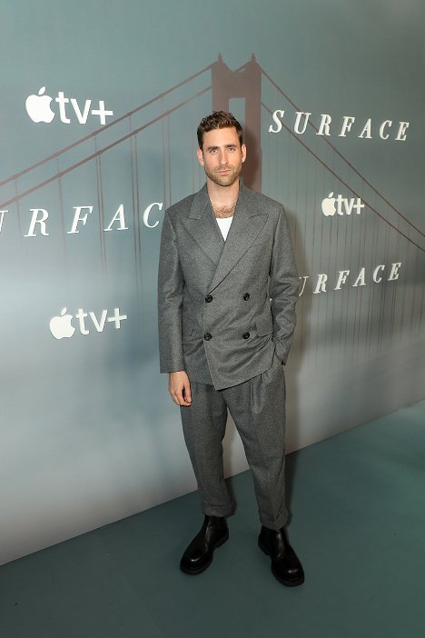 Global series premiere screening of the Apple TV+ psychological thriller "Surface" at The Morgan Library & Museum, New York City - Oliver Jackson-Cohen - Spod powierzchni - Z imprez
