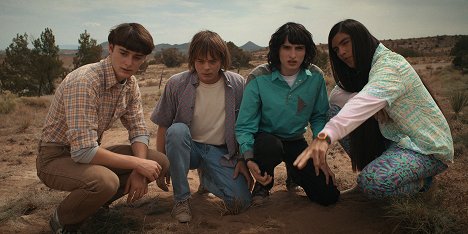 Noah Schnapp, Charlie Heaton, Finn Wolfhard, Eduardo Franco - Stranger Things - Chapter Eight: Papa - Photos