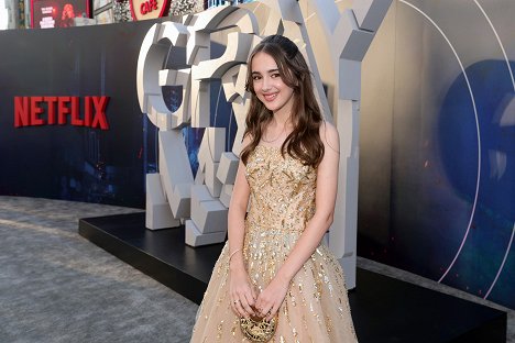 Netflix's "The Gray Man" Los Angeles Premiere at TCL Chinese Theatre on July 13, 2022 in Hollywood, California - Julia Butters - El agente invisible - Eventos