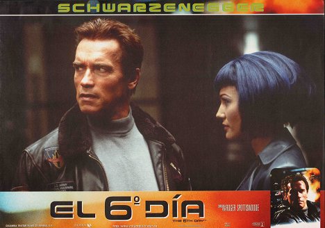 Arnold Schwarzenegger, Sarah Wynter - Šiesty deň - Fotosky